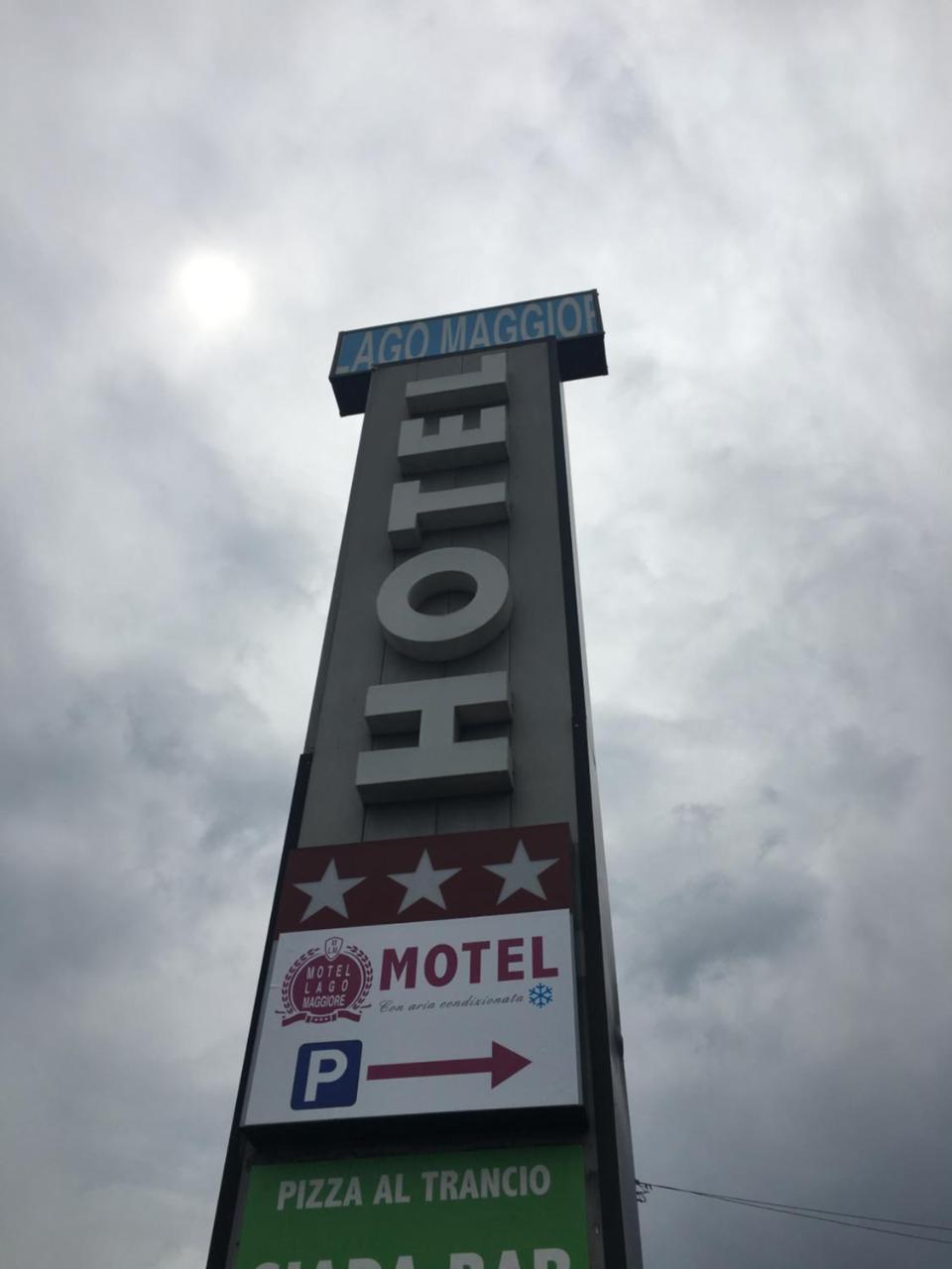 Hotel Lago Maggiore Castelletto sopra Ticino Luaran gambar
